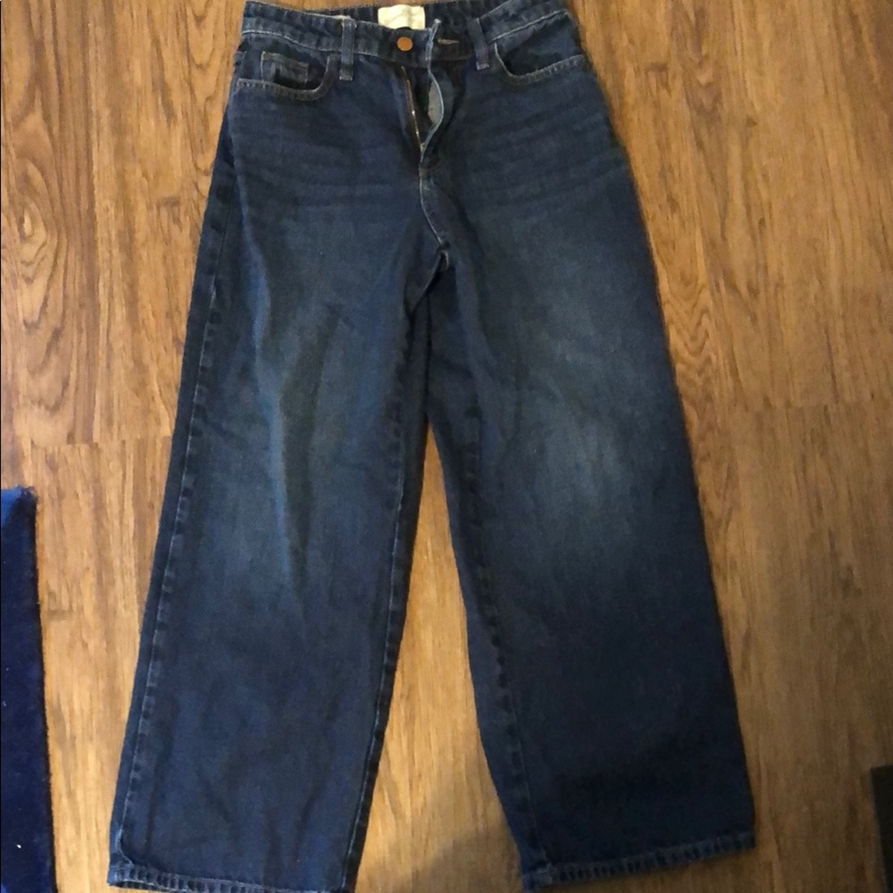Universal thread relaxed wide leg Jean